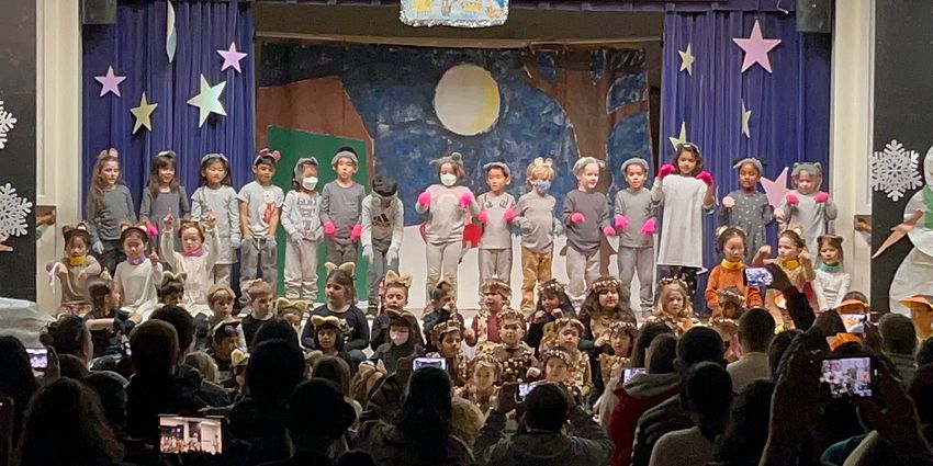 Kindergarteners perform Lost Kittens.